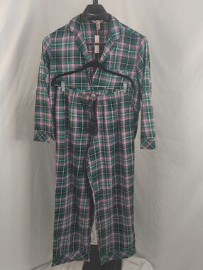 Victoria’s Secret Plaid Flannel Pajama Set Green Pink Gold NWT M Missing Button